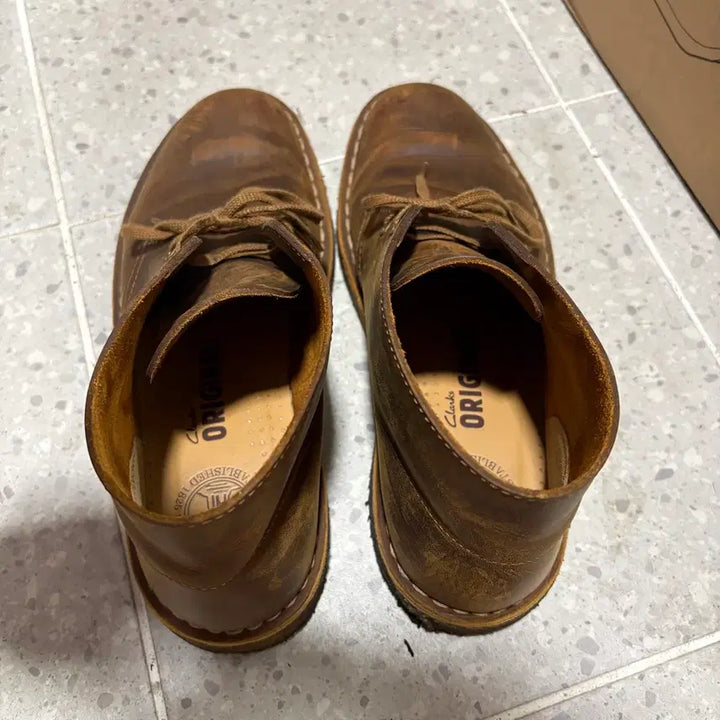 [BUNJANG] Clarks Desert Chukka Boots Beeswax US 8 / 클락스 데저트부츠 비즈왁스 255