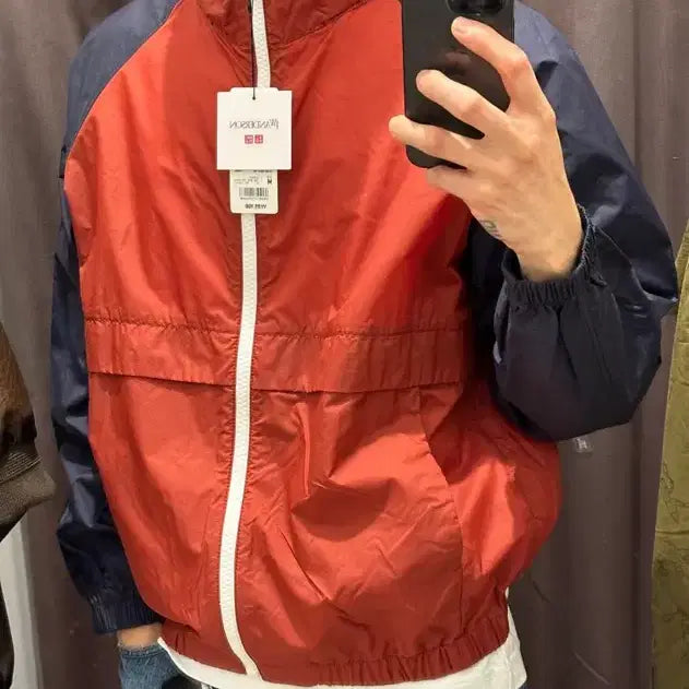 [BUNJANG] Uniqlo x JW Anderson UV Protection Parka (L) / (땡처리)유니클로XJW앤더슨 바람막이(L)
