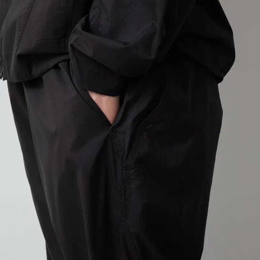[BUNJANG] Goldwin 0 Parachute Wind Pants Biotite / [2/풀구성] 25SS 골드윈0 파라슈트 윈드 팬츠 Biotite