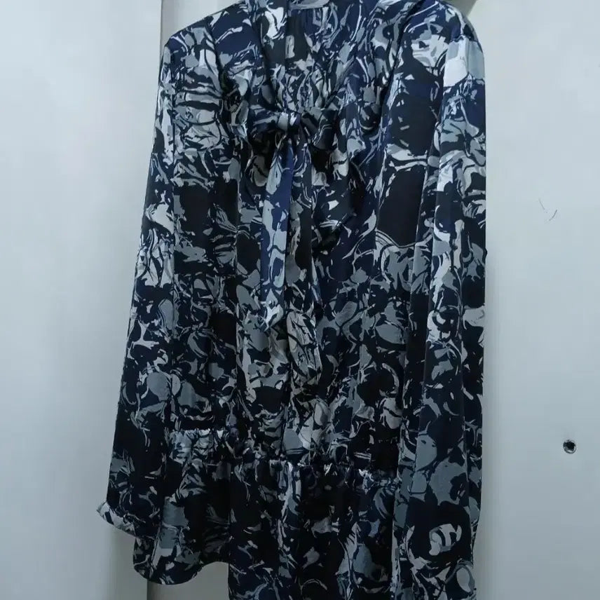 [BUNJANG] Comme Ça Du Mode Blouse XL / 꼼사이즘 택없는새상품 블라우스XL