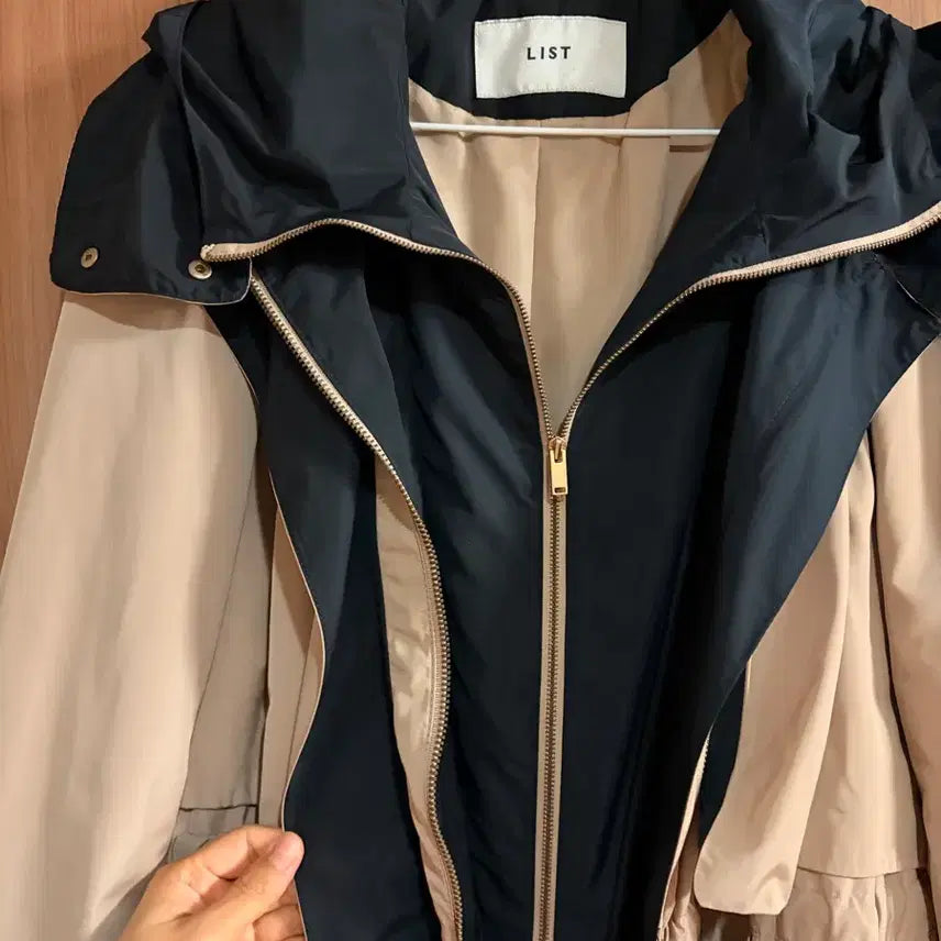 [SOLD OUT] LIST 리스트 봄 후드 바람막이 집업 자켓 여자