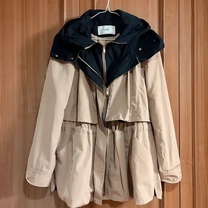 [SOLD OUT] LIST 리스트 봄 후드 바람막이 집업 자켓 여자