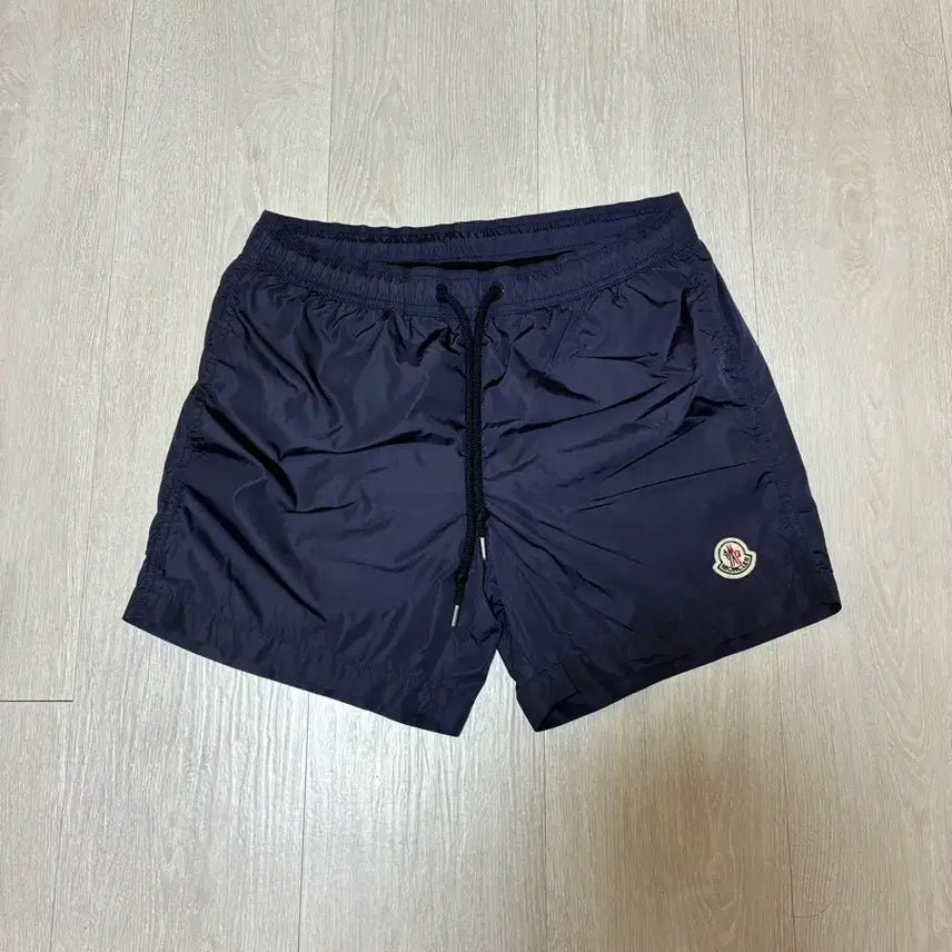 [BUNJANG] Moncler Nylon Shorts Navy Size S / 몽클레어 나일론 반바지 s사이즈