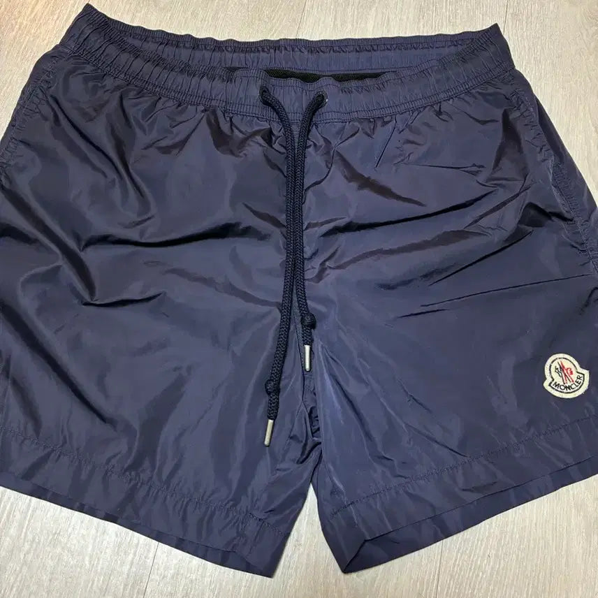 [BUNJANG] Moncler Nylon Shorts Navy Size S / 몽클레어 나일론 반바지 s사이즈