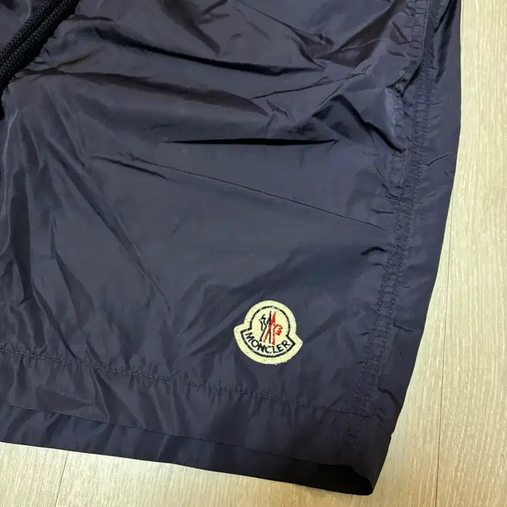[BUNJANG] Moncler Nylon Shorts Navy Size S / 몽클레어 나일론 반바지 s사이즈