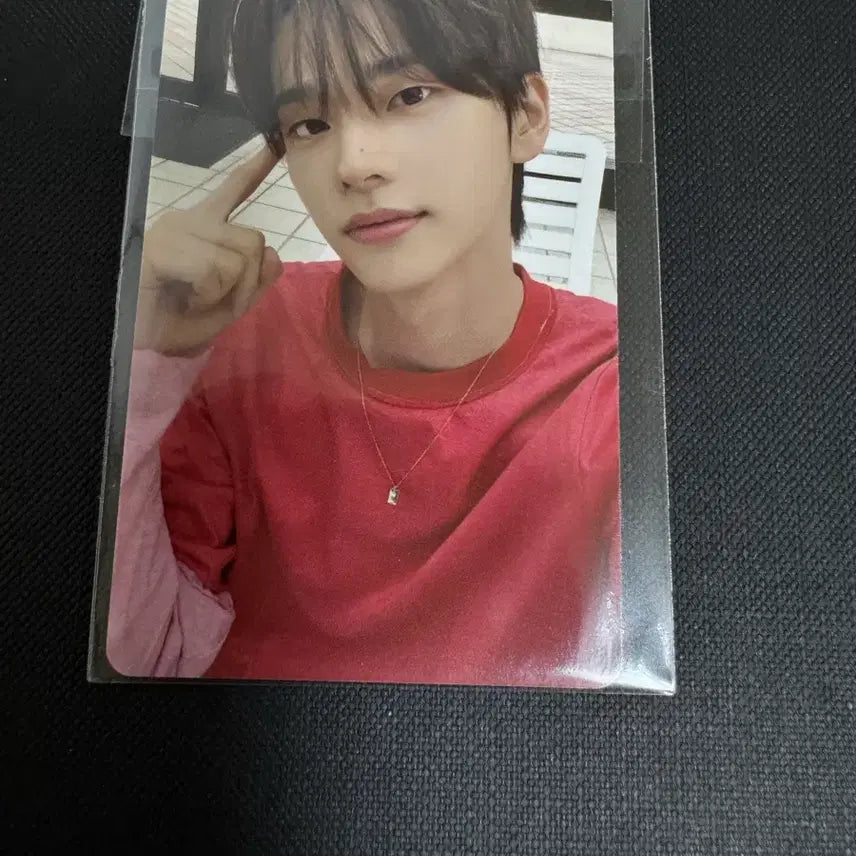 [SOLD OUT] 투어스 신유 위버스샵 럭드 특전 포카 미공포