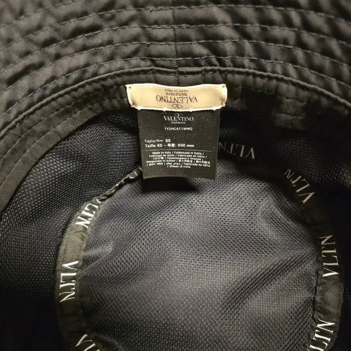 [SOLD OUT] [정품] 발렌티노 버킷햇