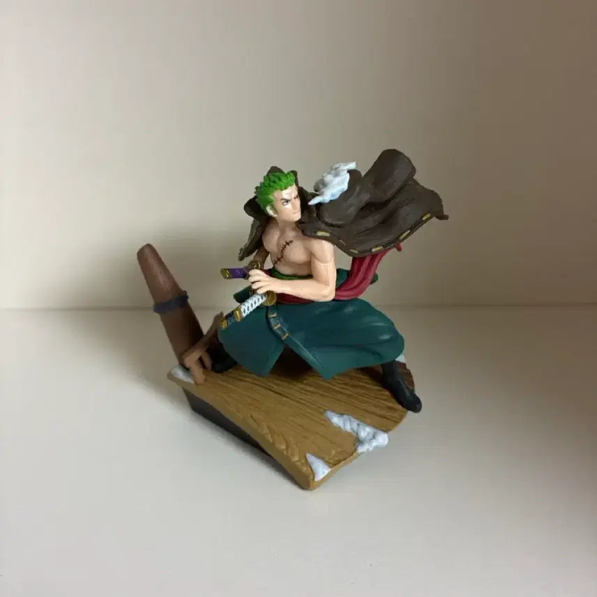 [BUNJANG] One Piece Zoro Figure / 원피스 조로 피규어 판매합니다