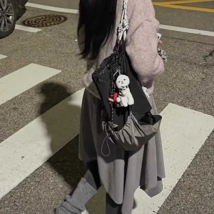 [BUNJANG] Express Holiday Cozy Easy Sling Bag Black / 익스프레스홀리데이 코지이지 슬링백 블랙