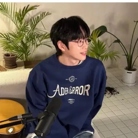 [BUNJANG] ADER Error Very Peri Logo Navy Sweatshirt / 아더에러 베리프 로고 네이비 스웨트셔츠