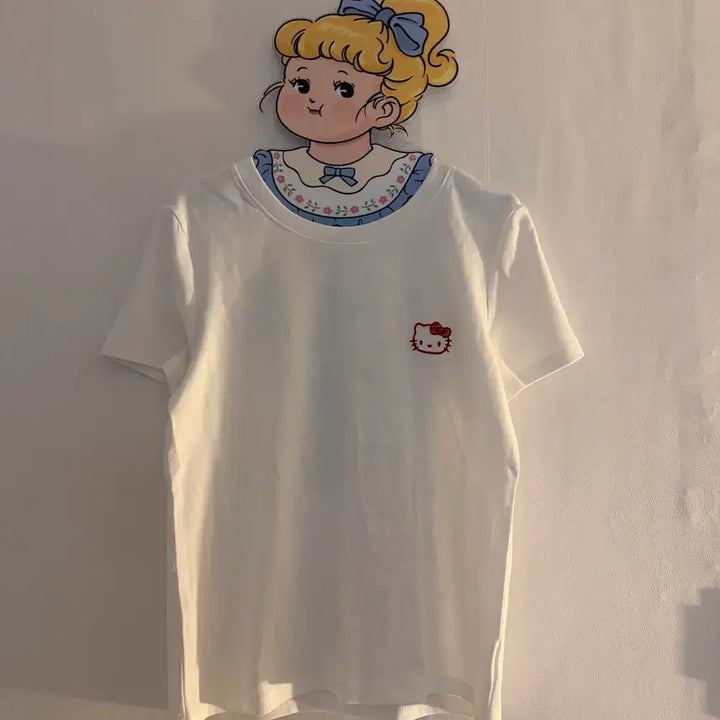 [BUNJANG] Vintage Kitty Embroidered Short Sleeve T-Shirt / 키티 자수 반팔티 빈티지