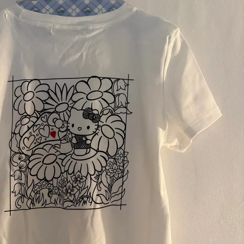 [BUNJANG] Vintage Kitty Embroidered Short Sleeve T-Shirt / 키티 자수 반팔티 빈티지