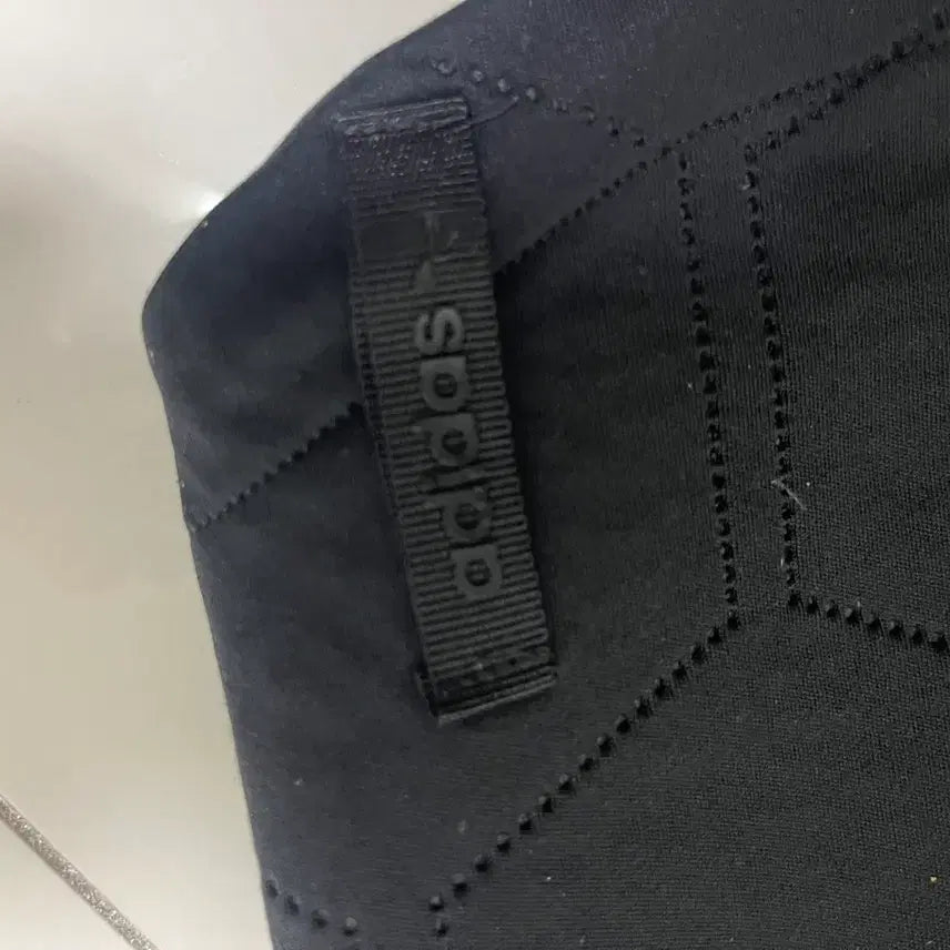 [BUNJANG] Adidas Padded Sweatshirt / 아디다스 패딩 맨투맨 판매