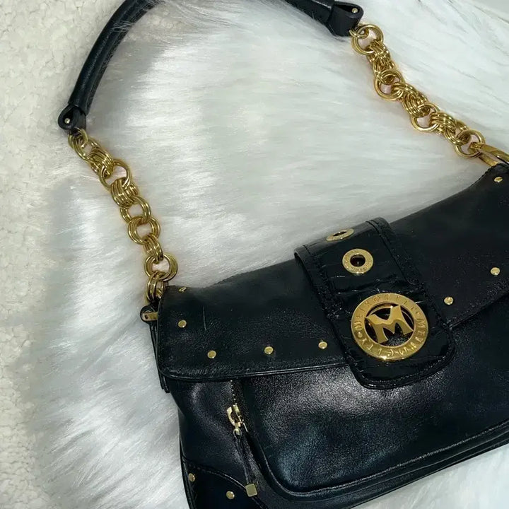 [BUNJANG] Metrocity Black Gold Chain Shoulder Bag / 메트로시티 블랙 골드 체인 숄더백 y2k