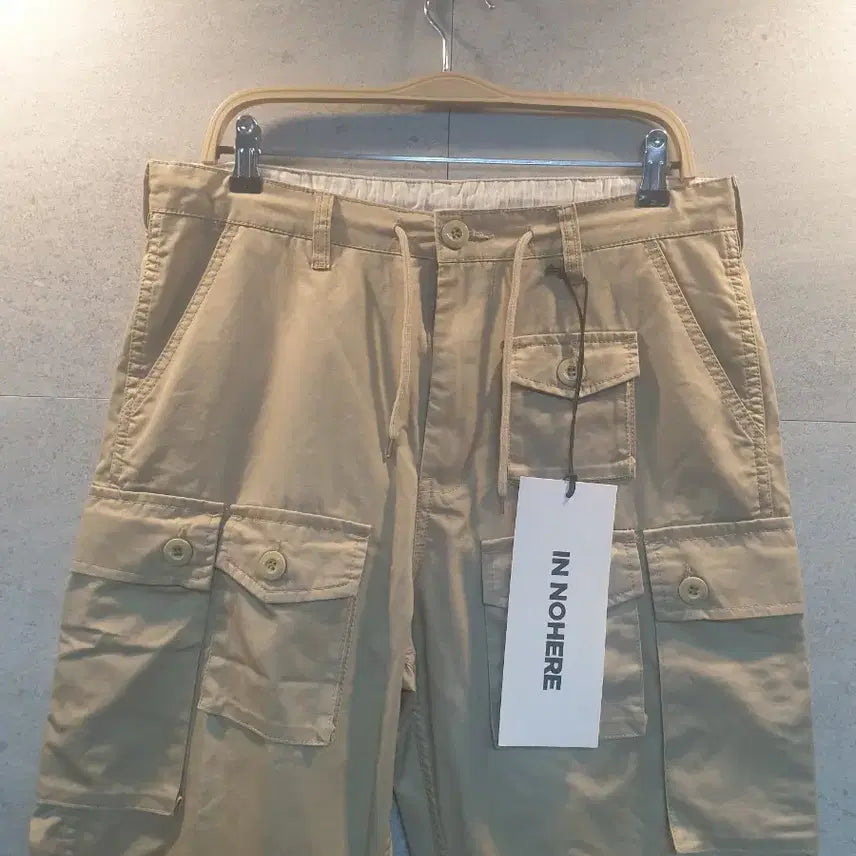 [BUNJANG] IN NOHERE Multi Cargo Pants Beige / IN NOHERE. 멀티 카고 팬츠. 새상품.
