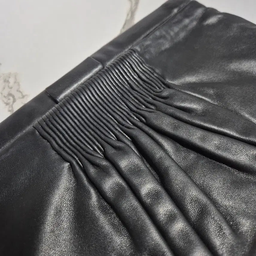 [BUNJANG] Miu Miu Matelassé Clutch Pouch / (정품) 미우미우 마테라쎄 클러치백 파우치