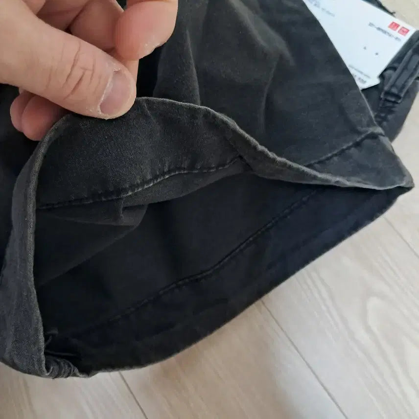 [BUNJANG] Uniqlo C Parachute Pants Dark Grey / 유니클로 C 파라슈트팬츠 데님 청바지 새상품 가격인하 다크그레이
