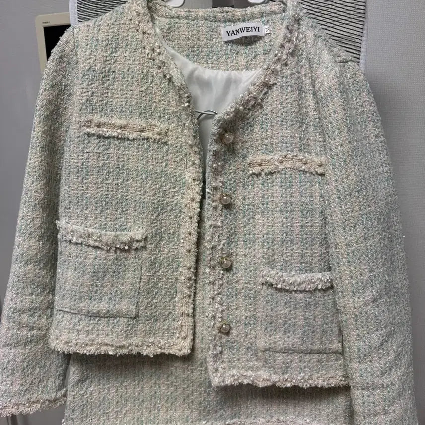 [BUNJANG] Mint Tweed Jacket Set with Pearl Embellishments / [M] 민트색 트위드 자켓 세트 진주 장식