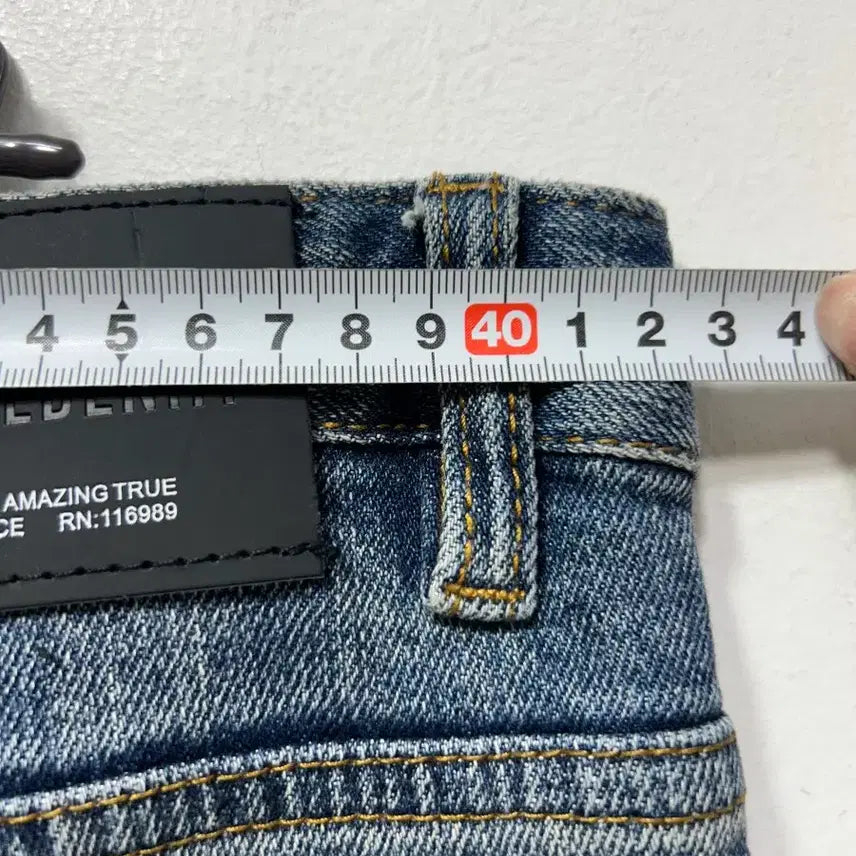 [BUNJANG] LOEWE Damaged Wash Denim Pants 32 / LOEWE 데미지 워싱 데님 팬츠 32