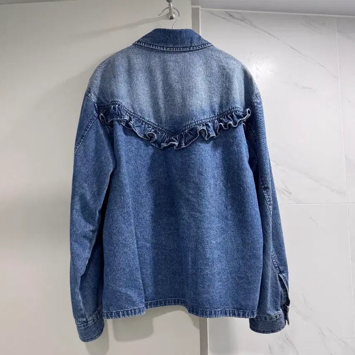 [BUNJANG] Lucky Chouette Frill Denim Shirt Blouse / 26년 초신상 럭키슈에뜨 리본 프릴 데님 셔츠 블라우스