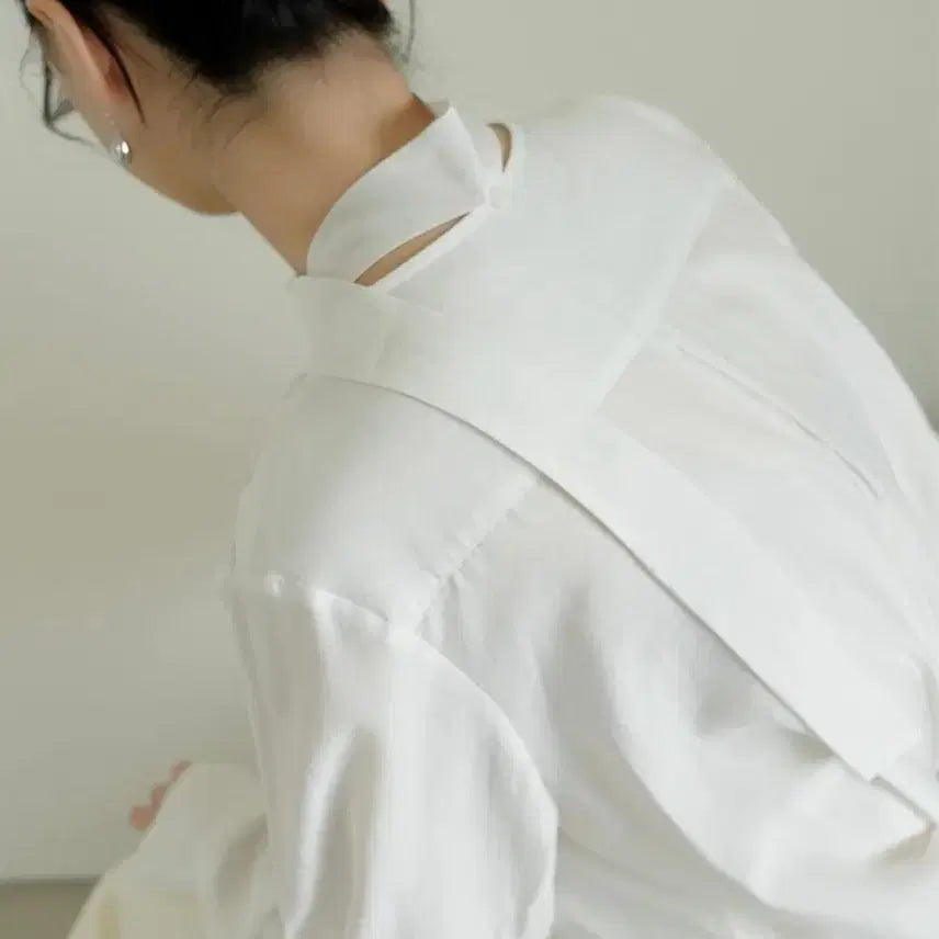 [BUNJANG] HowtoLoveMe LIORE Layered Tie Blouse / 하우투러브미 리오레 레이어드 타이블라우스