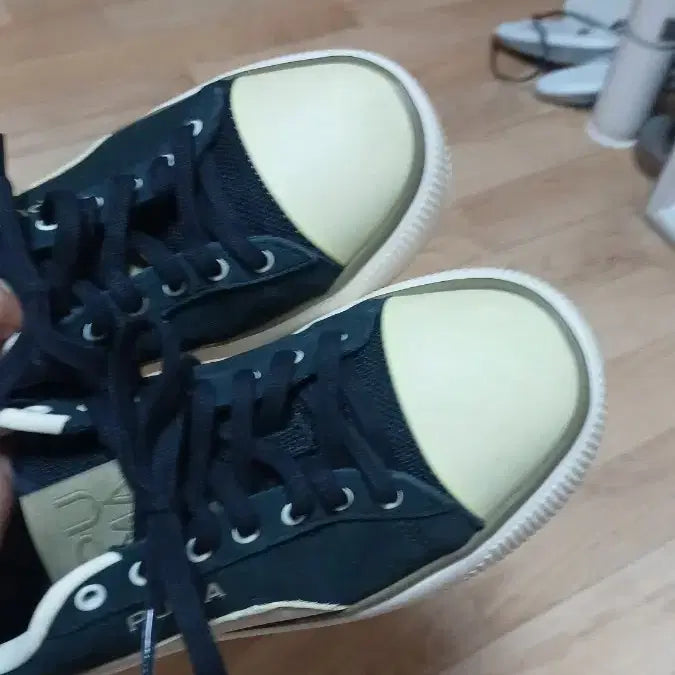 [BUNJANG] Puma Suede Sneakers Black/Ivory 250mm / 푸마 스웨이드 스니커즈 블랙/아이보리 250mm