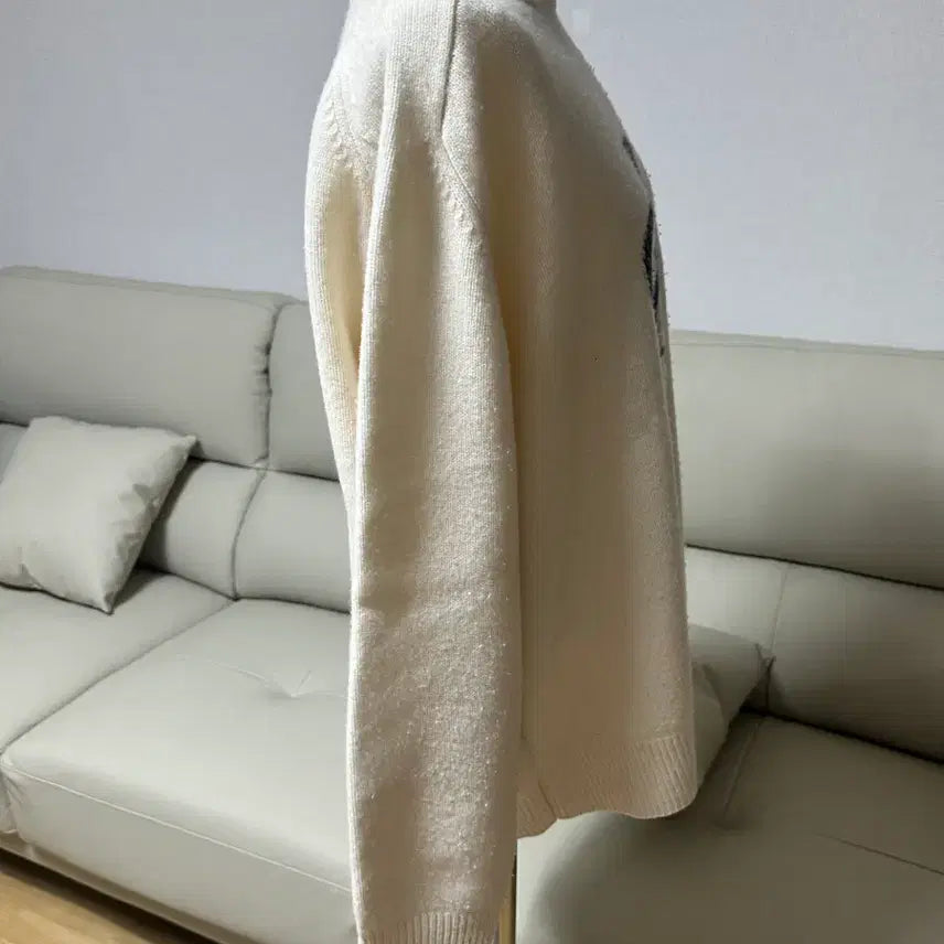 [BUNJANG] Citybreeze Ivory Knit L Size / 시티브리즈 아이보리 니트L