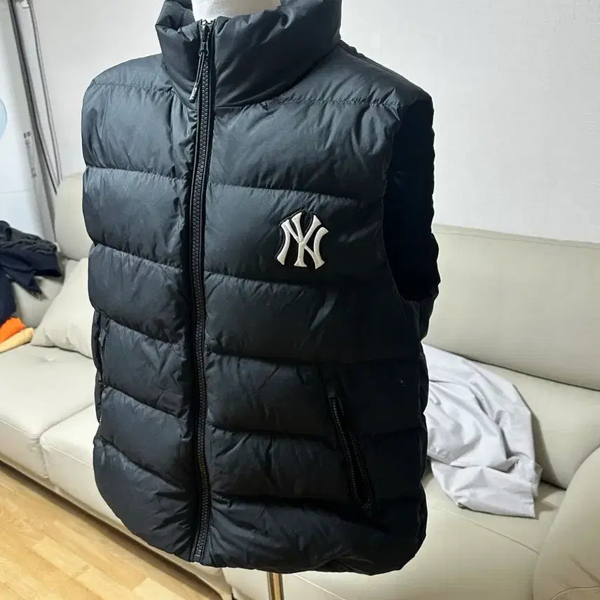 [BUNJANG] MLB Padded Vest Black L / MLB패딩조끼 검정색 L