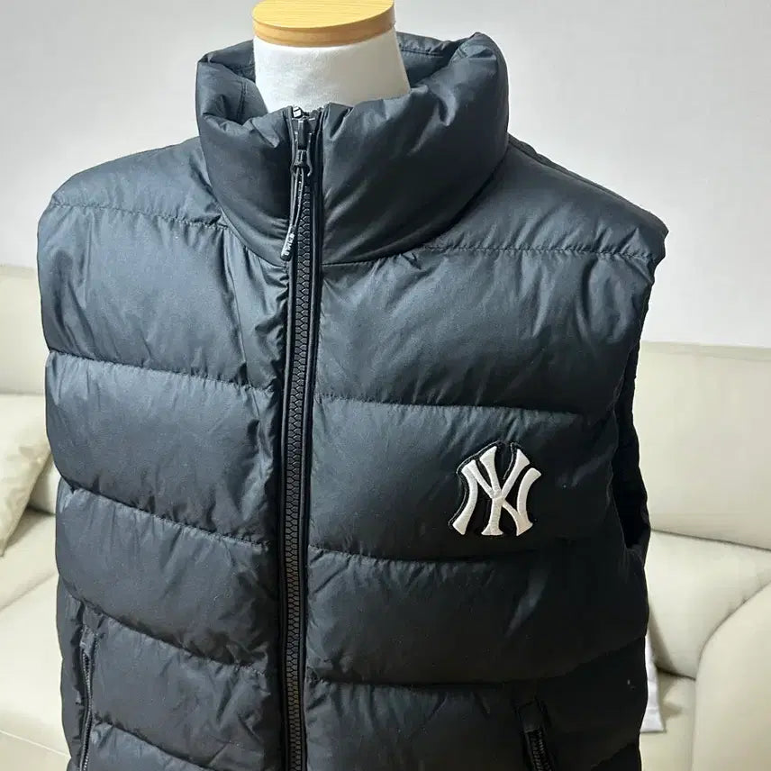 [BUNJANG] MLB Padded Vest Black L / MLB패딩조끼 검정색 L