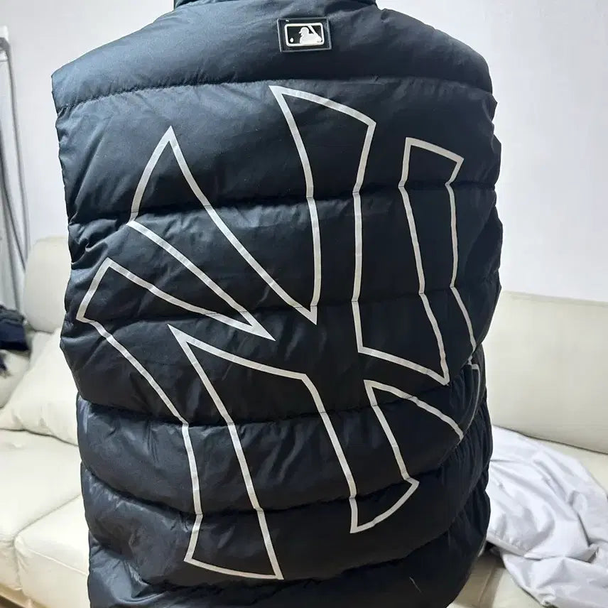[BUNJANG] MLB Padded Vest Black L / MLB패딩조끼 검정색 L