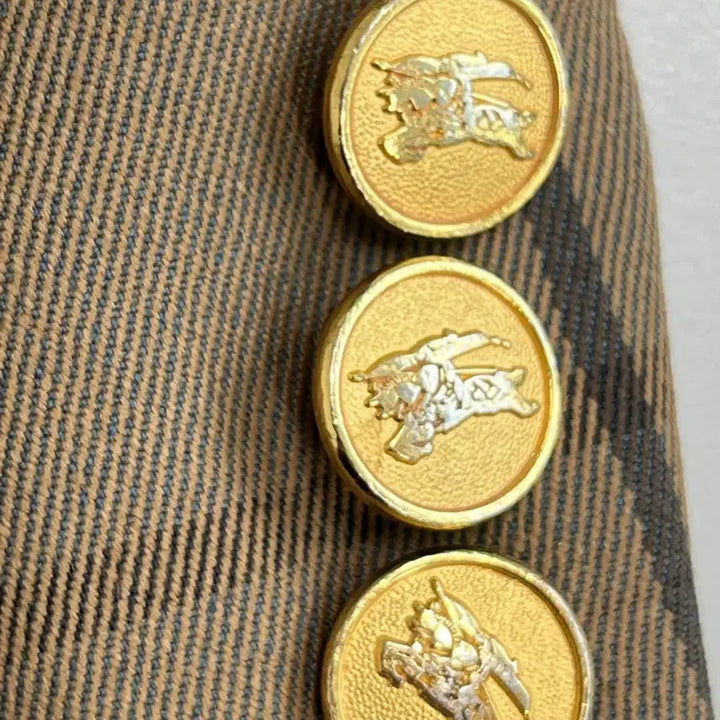 [BUNJANG] Burberry Gold Button Check Blazer / [정품] 버버리 금장 버튼 체크 블레이저