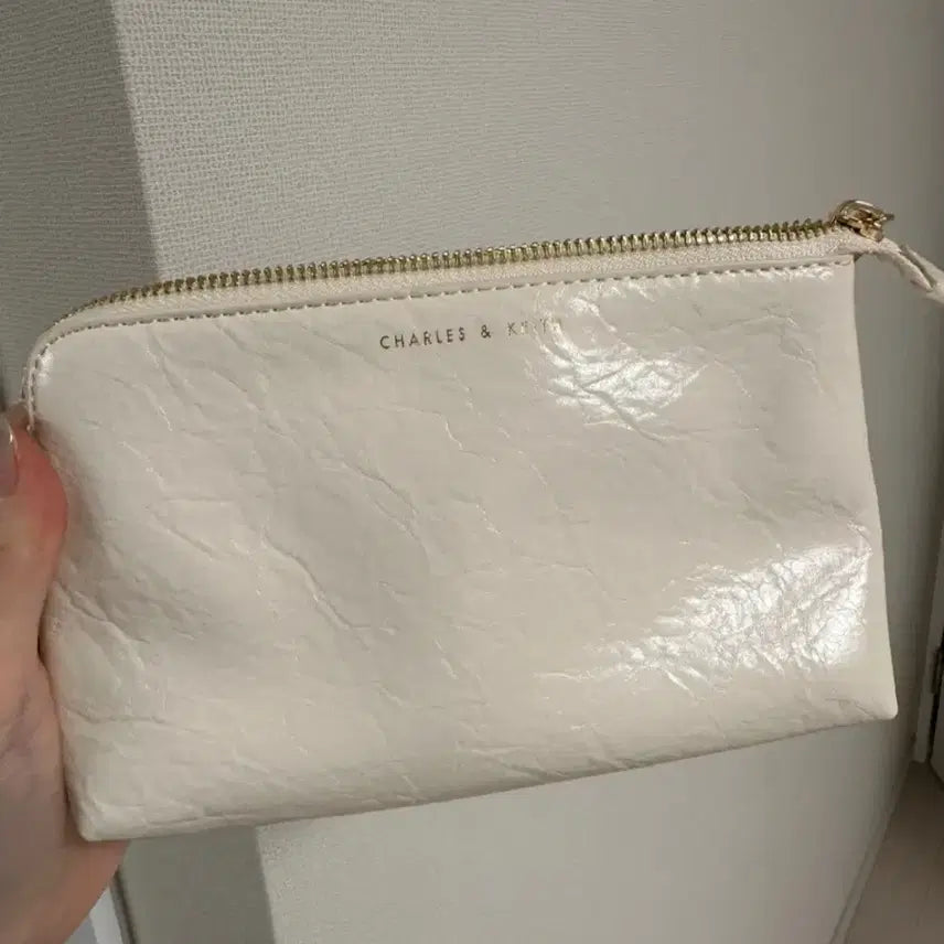 [BUNJANG] Charles &amp; Keith Duo Double Chain Hobo Bag - Cream / 찰스앤키스 듀오 더블 체인 호보백 크림
