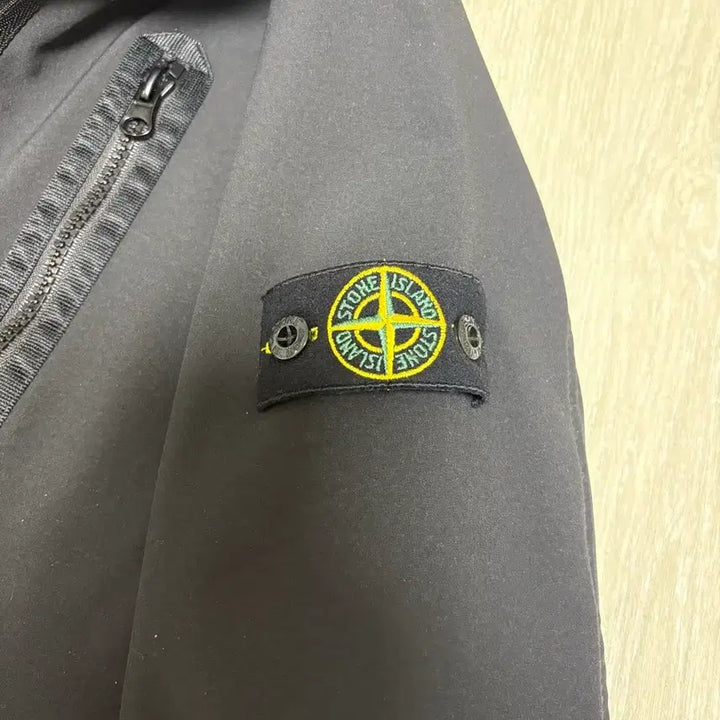 [BUNJANG] Stone Island Junior Black Hooded Jacket / 스톤아일랜드 주니어 블랙 후드 자켓