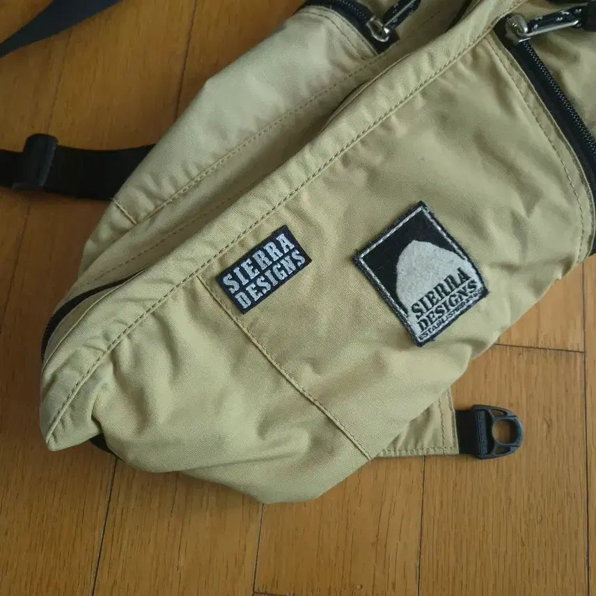 [BUNJANG] Sierra Designs Sling Bag / 시에라디자인 슬링백