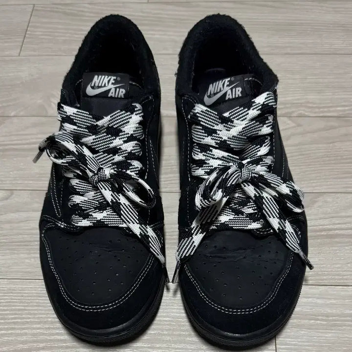 [BUNJANG] Jordan x Travis Scott Retro Low OG SP Black Phantom (Size 260) / 조던1 x 트래비스 스캇 레트로 로우 OG SP 블랙 팬텀(260)