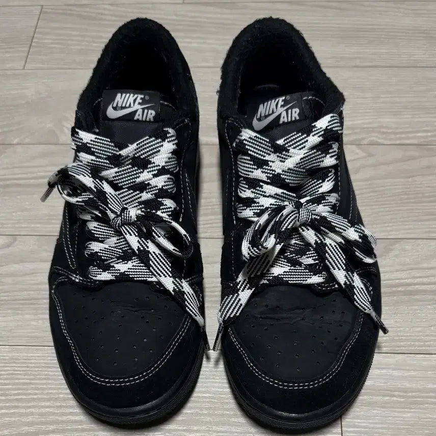 [BUNJANG] Jordan x Travis Scott Retro Low OG SP Black Phantom (Size 260) / 조던1 x 트래비스 스캇 레트로 로우 OG SP 블랙 팬텀(260)