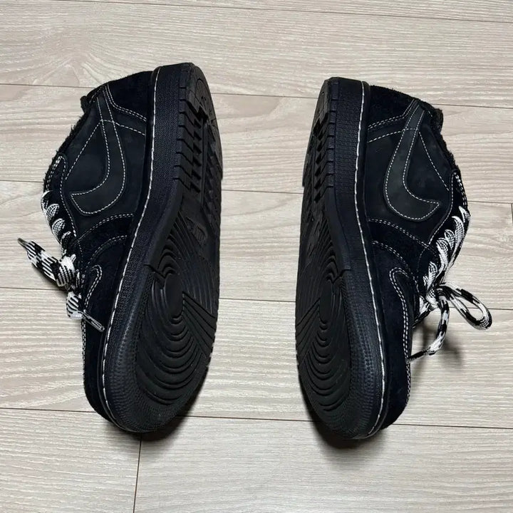[BUNJANG] Jordan x Travis Scott Retro Low OG SP Black Phantom (Size 260) / 조던1 x 트래비스 스캇 레트로 로우 OG SP 블랙 팬텀(260)