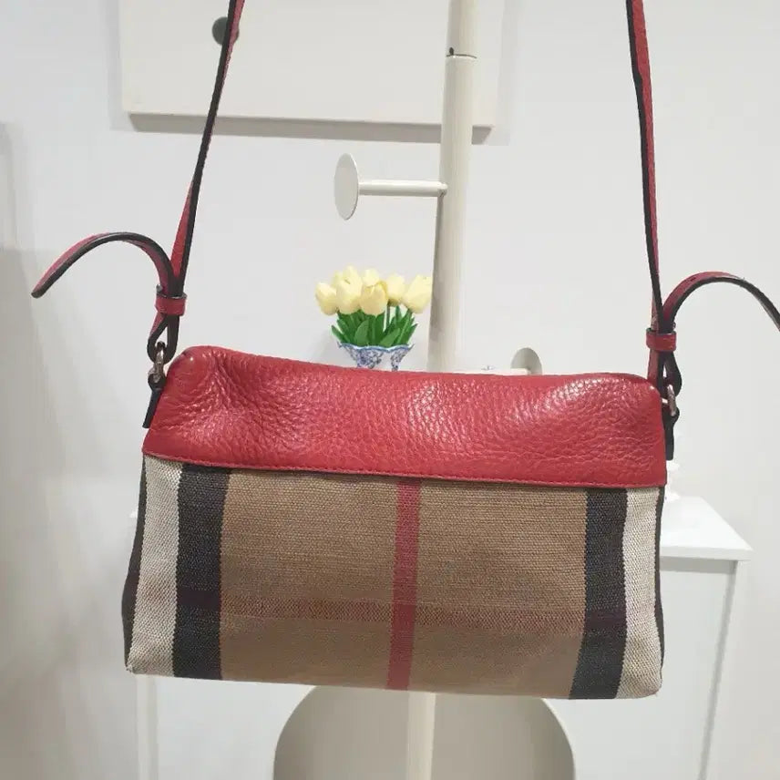 [BUNJANG] Burberry Crossbody Bag / 버버리 크로스백 정품