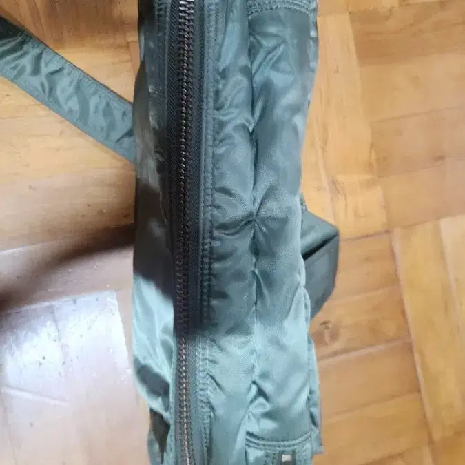 [BUNJANG] Porter Yoshida Tanker Shoulder Bag L Sage Green / 포터 요시다 탱커 숄더백 L 세이지 그린