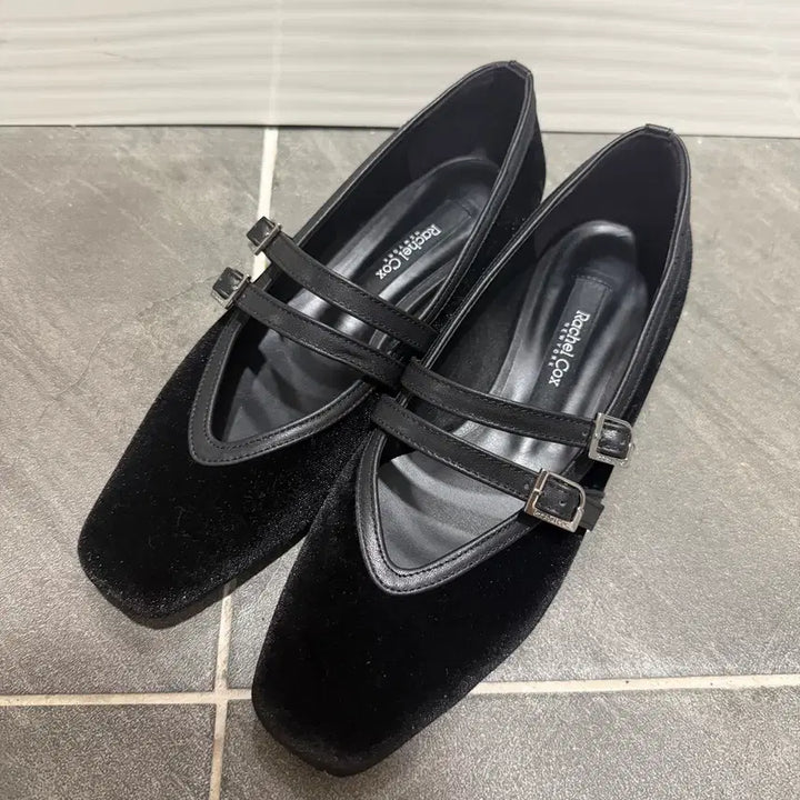 [BUNJANG] Rachel Cox Velvet Flat Shoes 240 / 레이첼콕스 벨벳플랫슈즈 240
