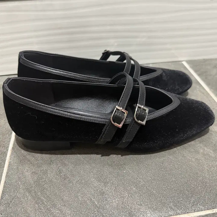[BUNJANG] Rachel Cox Velvet Flat Shoes 240 / 레이첼콕스 벨벳플랫슈즈 240