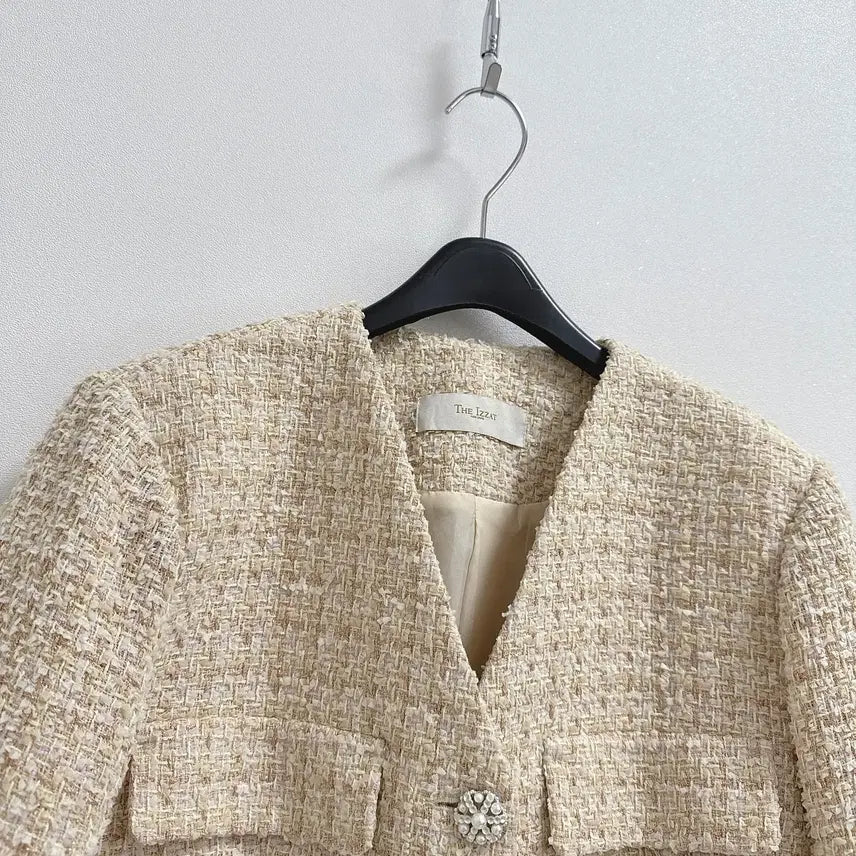 [BUNJANG] The Izzat Tweed Jacket Skirt Set Yellow Silver Button Size 66 / 더 아이잗 트위드 자켓 스커트 셋업