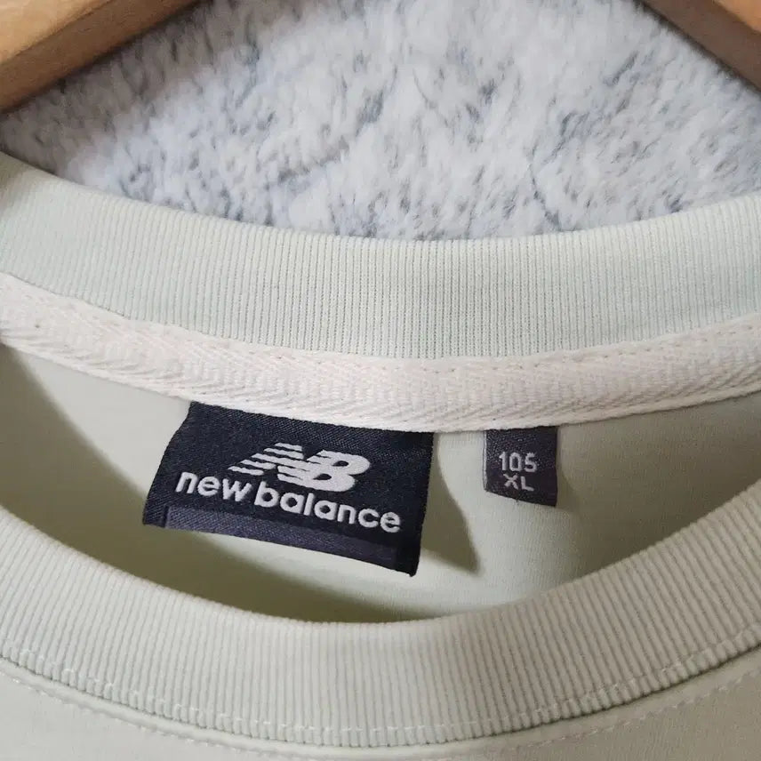 [BUNJANG] New Balance Short Sleeve T-Shirt Size 105 / 3A [105] 뉴발란스 반팔 티셔츠