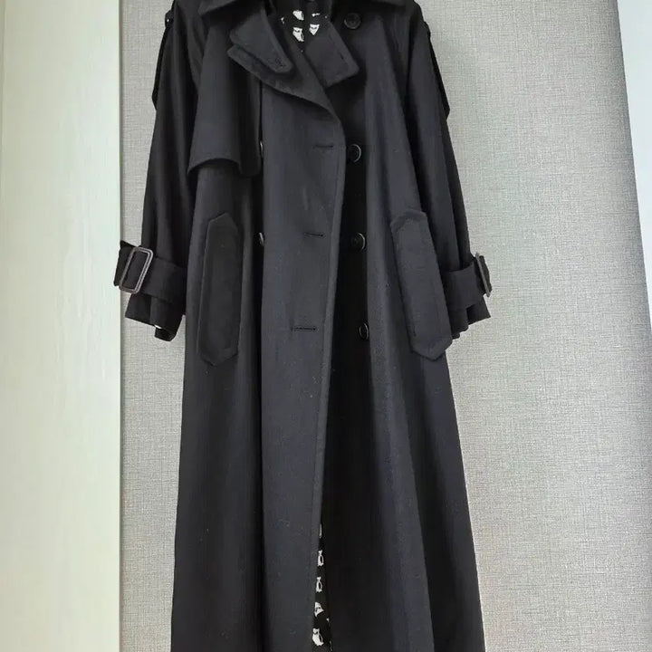 [BUNJANG] Lucky Chouette Black Long Coat / 럭키슈에뜨 블랙 롱코트