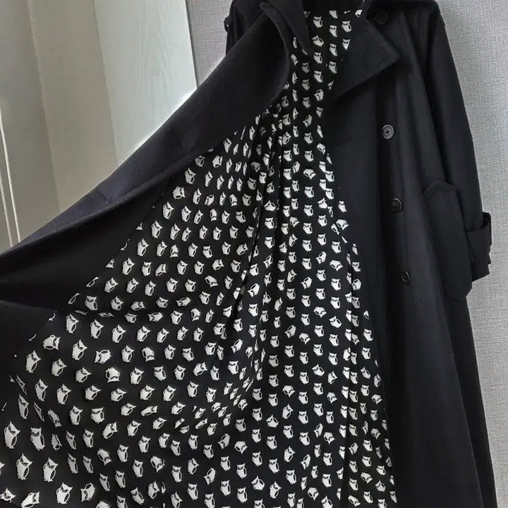 [BUNJANG] Lucky Chouette Black Long Coat / 럭키슈에뜨 블랙 롱코트