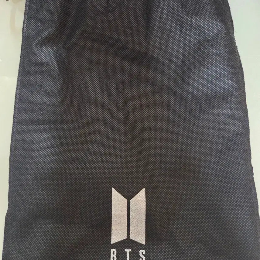 [SOLD OUT] BTS 아미밤 + 포토카드 +더스트백 +스트랩 구성