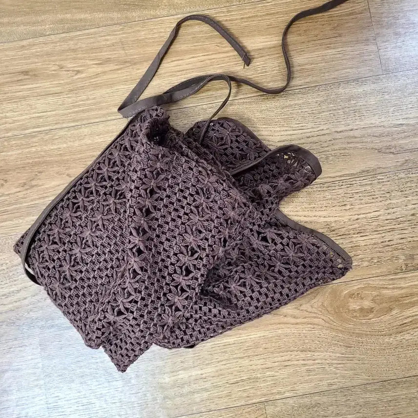 [BUNJANG] Brown Crochet Knit Camisole / 브라운 크로셰 니트 끈나시