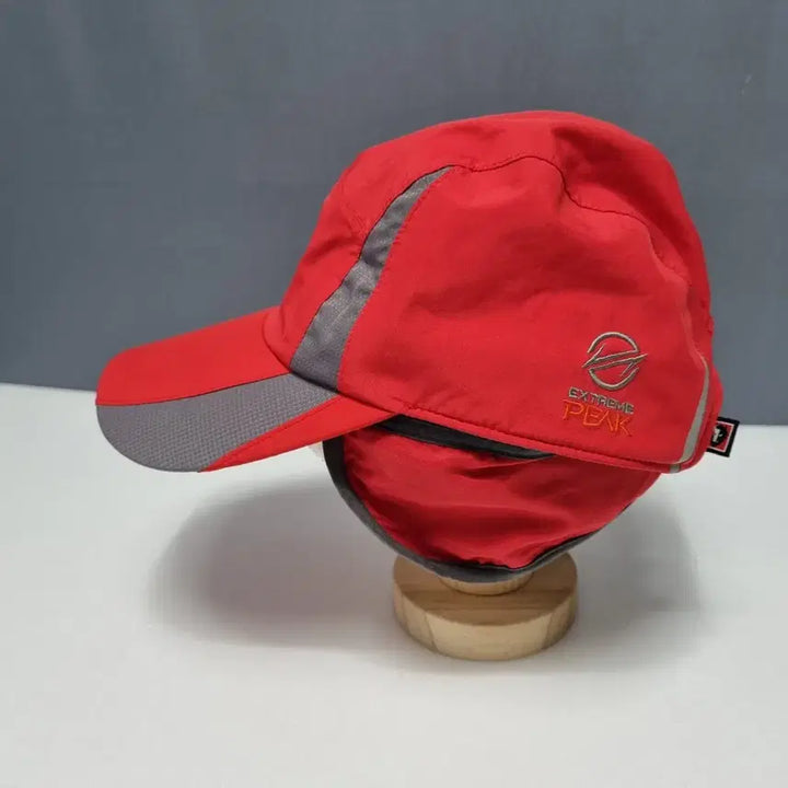 [BUNJANG] Black Yak Gore-Tex Red Ball Cap / 블랙야크 고어텍스 귀도리 볼캡 남자보통두상ㅡ0410