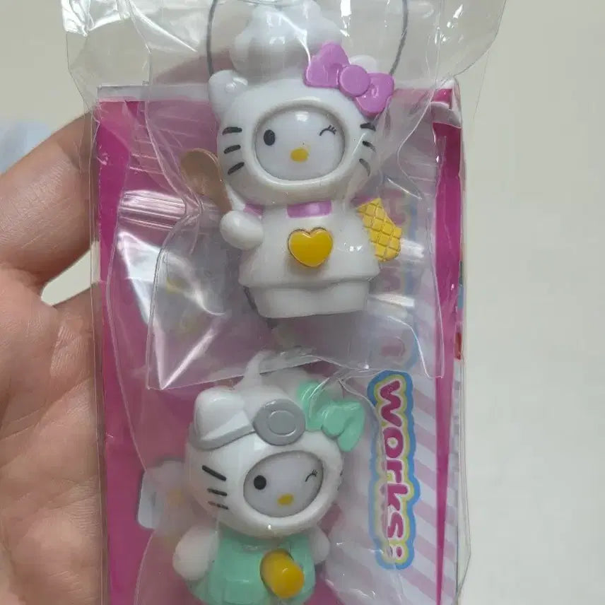 [BUNJANG] Classic Kitty Chef Figure Keyring / 고전키티 요리사 직업피규어 얼굴바뀌는 키링 스트랩