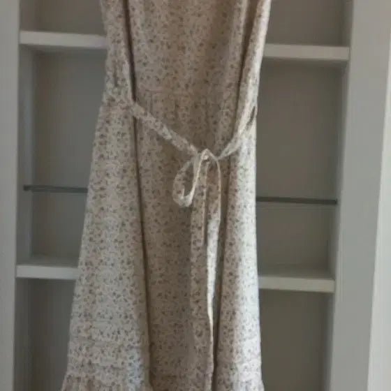 [BUNJANG] Roem Floral Bustier Dress Beige / 로엠 잔꽃 뷔스티에 원피스 베이지, s